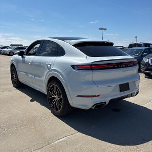 PORSCHE CAYENNE COUPE - 5