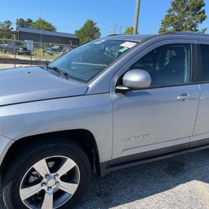 صورة 2 لـ 2017 JEEP COMPASS HIGH ALTITUDE
