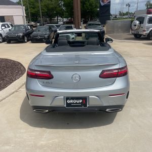 MERCEDES-BENZ E-CLASS - 7