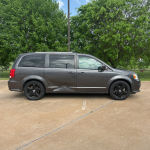 DODGE GRAND CARAVAN SXT - 10