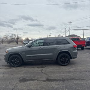 JEEP GRAND CHEROKEE LAREDO X - 3