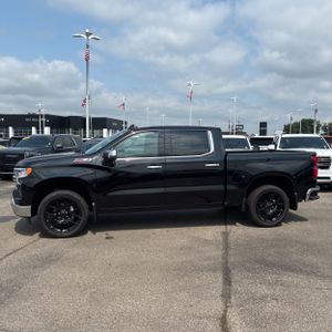 2026 Chevrolet SILVERADO 1500 LTZ 照片 3