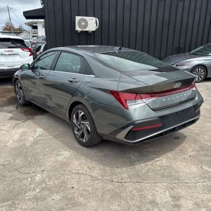 HYUNDAI ELANTRA SEL CONVENIENCE - 5