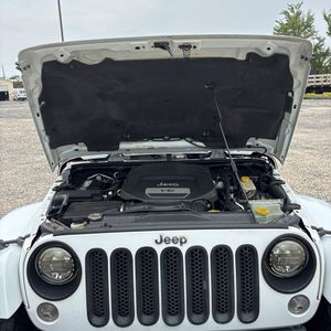 صورة مصغرة 42 لـ 2015 JEEP WRANGLER UNLIMITED SAHARA
