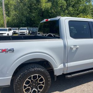 2023 FORD F-150 XLT 照片 9