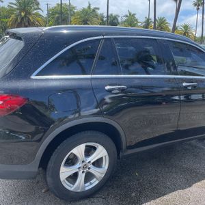 MERCEDES-BENZ GLC - 9