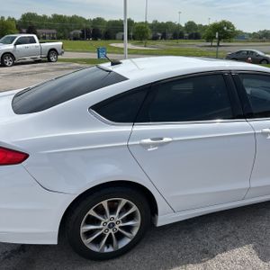 FORD FUSION SE - 9