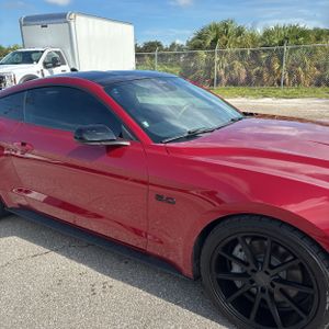 صورة 13 لـ 2021 FORD MUSTANG GT