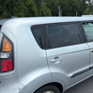 2011 KIA SOUL + — фото 9