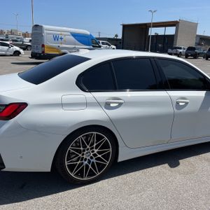 صورة 9 لـ 2023 BMW M340I