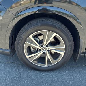 2023 Lexus RX 350 PREMIUM thumbnail 17