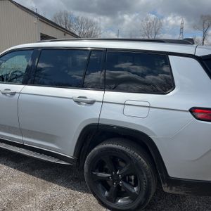 JEEP GRAND CHEROKEE L LIMITED - 6