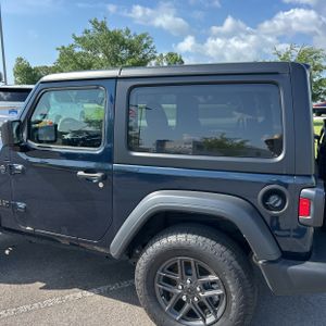 JEEP WRANGLER 2-DOOR SPORT S 4X4 - 6