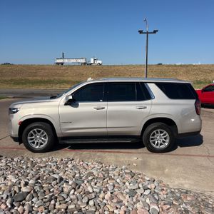 2021 Chevrolet TAHOE LT 照片 3