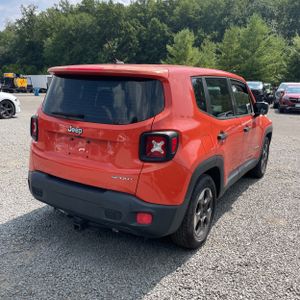صورة 8 لـ 2015 JEEP RENEGADE SPORT