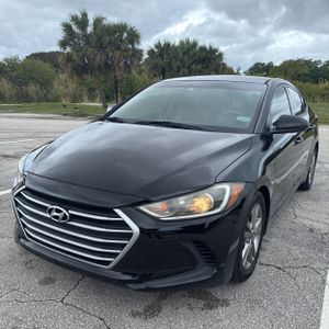 HYUNDAI ELANTRA SEL - 1