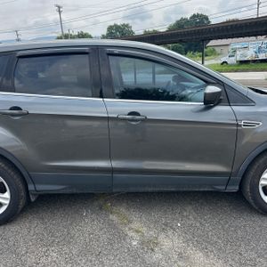 صورة مصغرة 11 لـ 2015 FORD ESCAPE SE