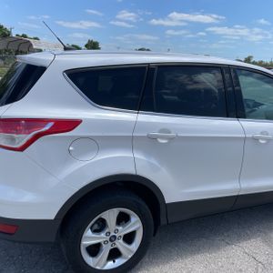 FORD ESCAPE SE - 9