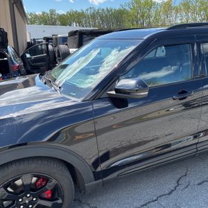 FORD EXPLORER ST - 2