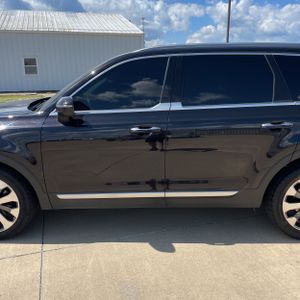 صورة 4 لـ 2021 KIA TELLURIDE S