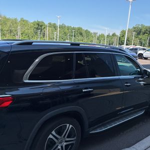 2021 Mercedes-BENZ GLS photo 9