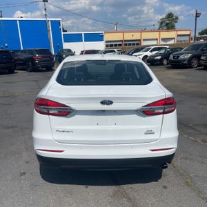 FORD FUSION SE - 7