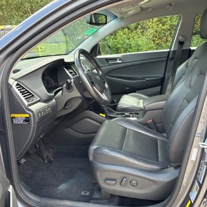 2017 Hyundai TUCSON LIMITED 照片 28