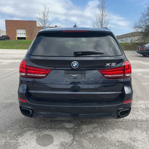 BMW X5 XDRIVE50I - 7