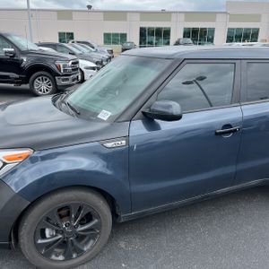 KIA SOUL + - 2