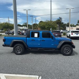 صورة 10 لـ 2025 JEEP GLADIATOR RUBICON