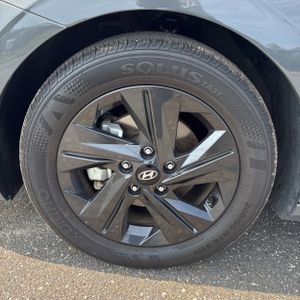 صورة مصغرة 17 لـ 2023 Hyundai ELANTRA SEL