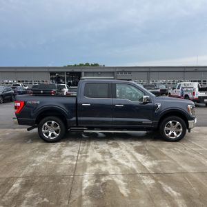 FORD F-150 LARIAT - 10