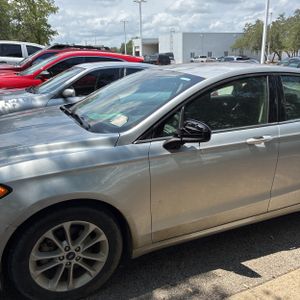 FORD FUSION SE - 2