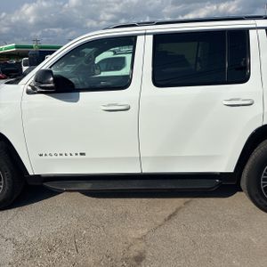 JEEP WAGONEER SERIES II - 4