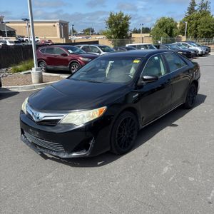 TOYOTA CAMRY - 1