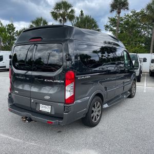 FORD TRANSIT 150 - 8