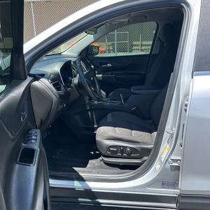 2021 Chevrolet EQUINOX LT — миниатюра 32