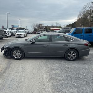 HYUNDAI SONATA SE - 3