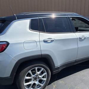 JEEP COMPASS LIMITED 4X4 - 9