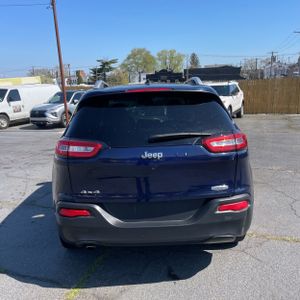 JEEP CHEROKEE LATITUDE - 7