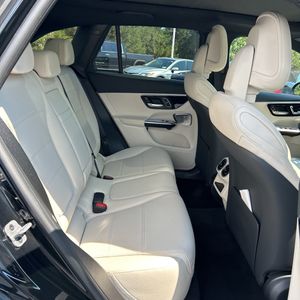 صورة مصغرة 34 لـ 2024 Mercedes-BENZ GLC