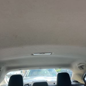 صورة مصغرة 40 لـ 2021 Toyota COROLLA LE