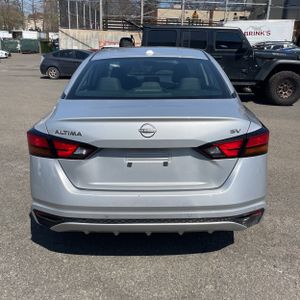 NISSAN ALTIMA SV FWD - 7