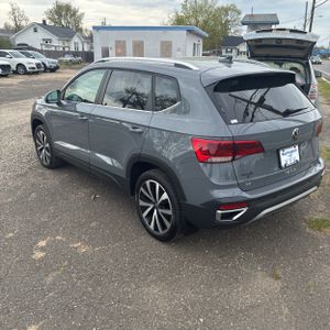 VOLKSWAGEN TAOS SE - 5