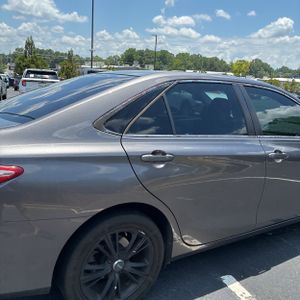 2015 Toyota CAMRY SE photo 9