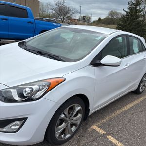 HYUNDAI ELANTRA GT BASE - 2