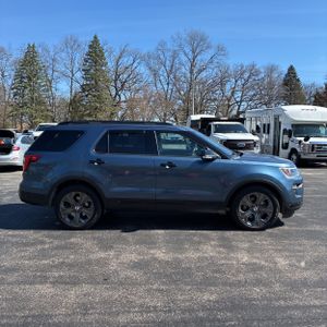FORD EXPLORER SPORT - 10