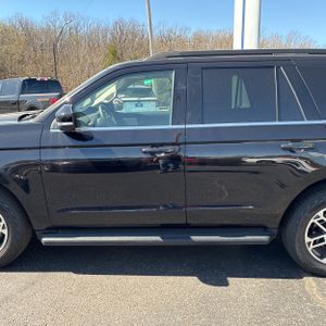 FORD EXPEDITION ACTIVE - 4