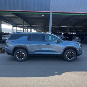 2025 Chevrolet TRAVERSE Z71 照片 10