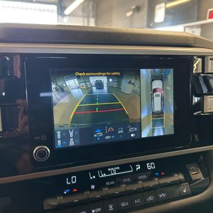 صورة مصغرة 40 لـ 2026 Toyota SEQUOIA SR5